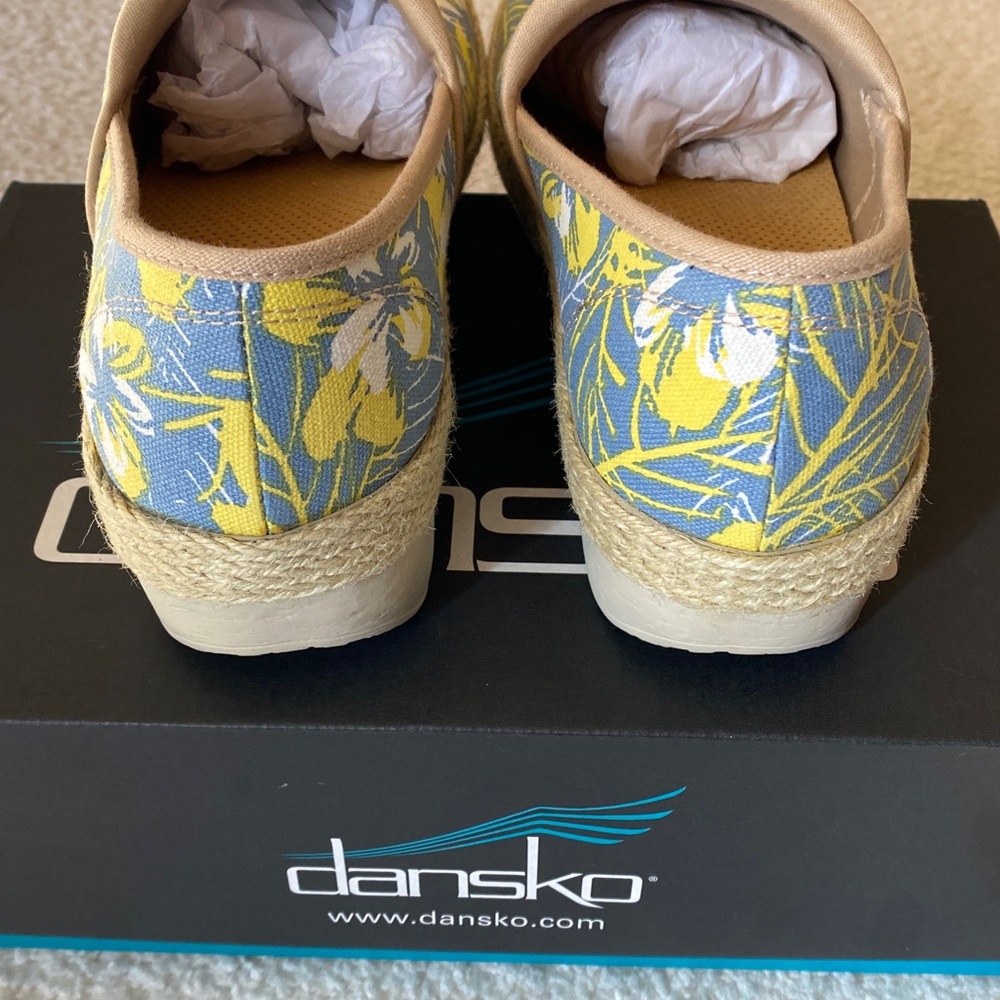Dansko Blue and Yellow Floral Clogs 39 - Picture 12 of 16